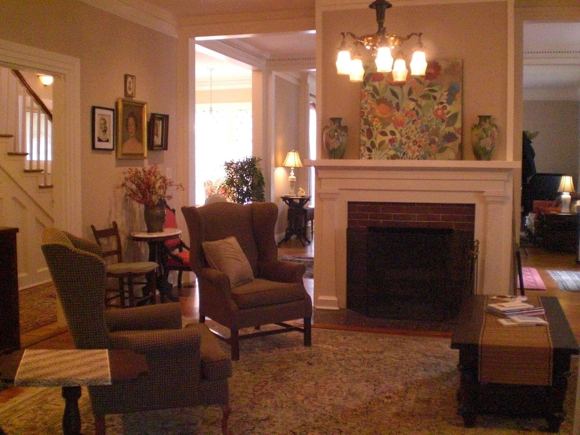Boxley Place Inn Louisa Екстериор снимка