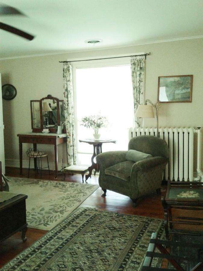 Boxley Place Inn Louisa Екстериор снимка